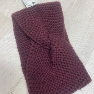 West Loop Maroon Knit Hairband